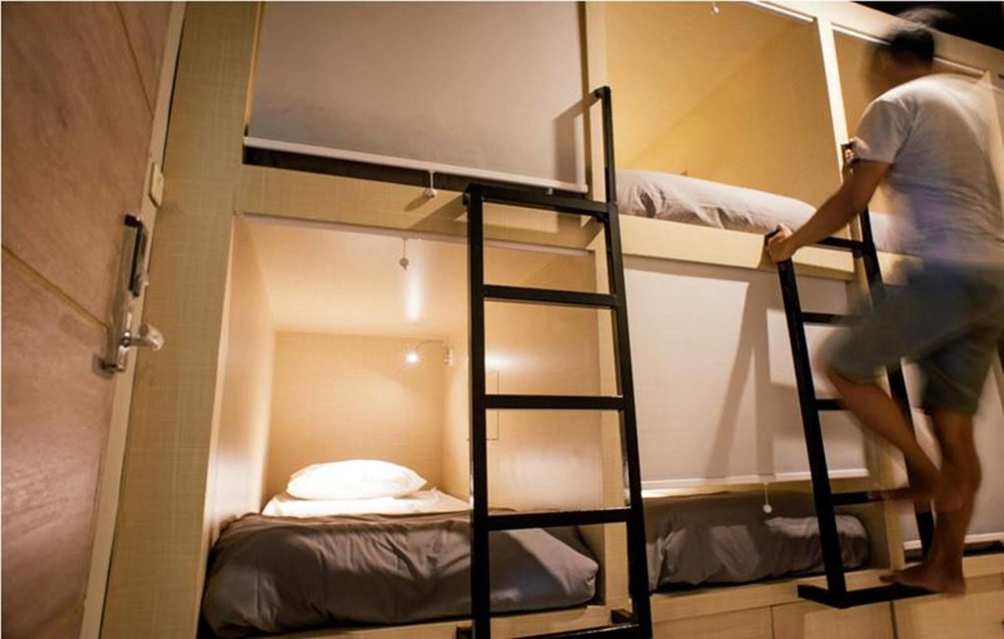 Bedplus Backpacker Kuta ليجيان المظهر الخارجي الصورة